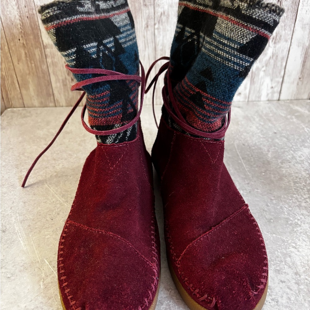 Toms Women's Burgundy Suede Moccasin Boots with Patterned Knit Cuff - Picture 2 of 6